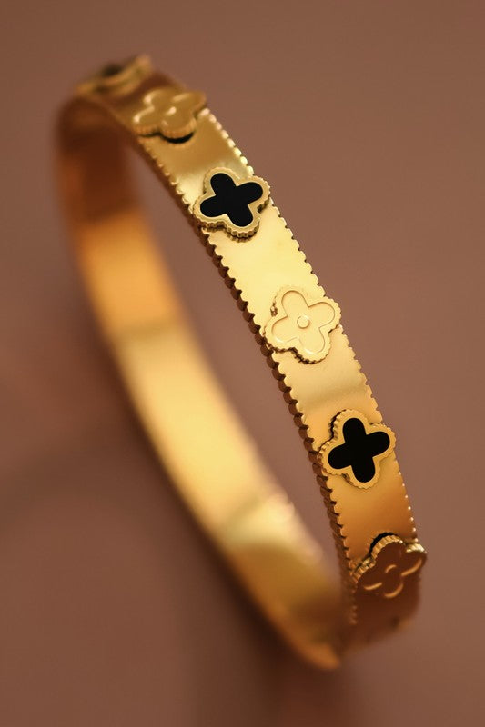 Clover Bangle Bracelet