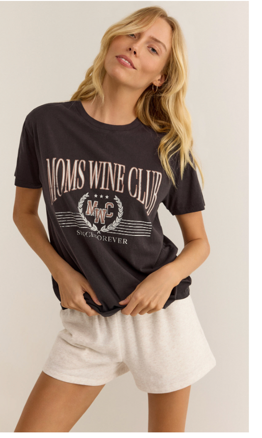 Boyfriend Tee- Moms Wine Club